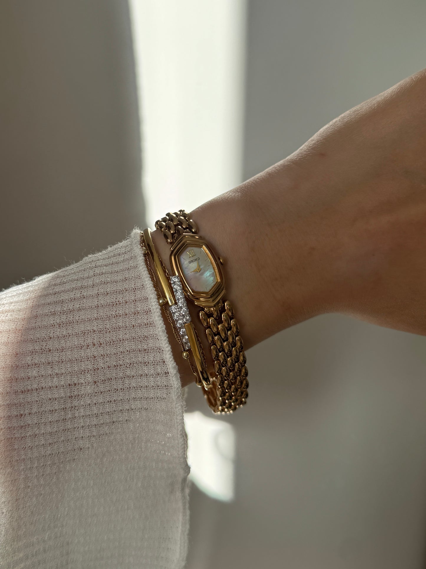 Seiko authentic mother of pearl dial 24k gold rolled vintage watch