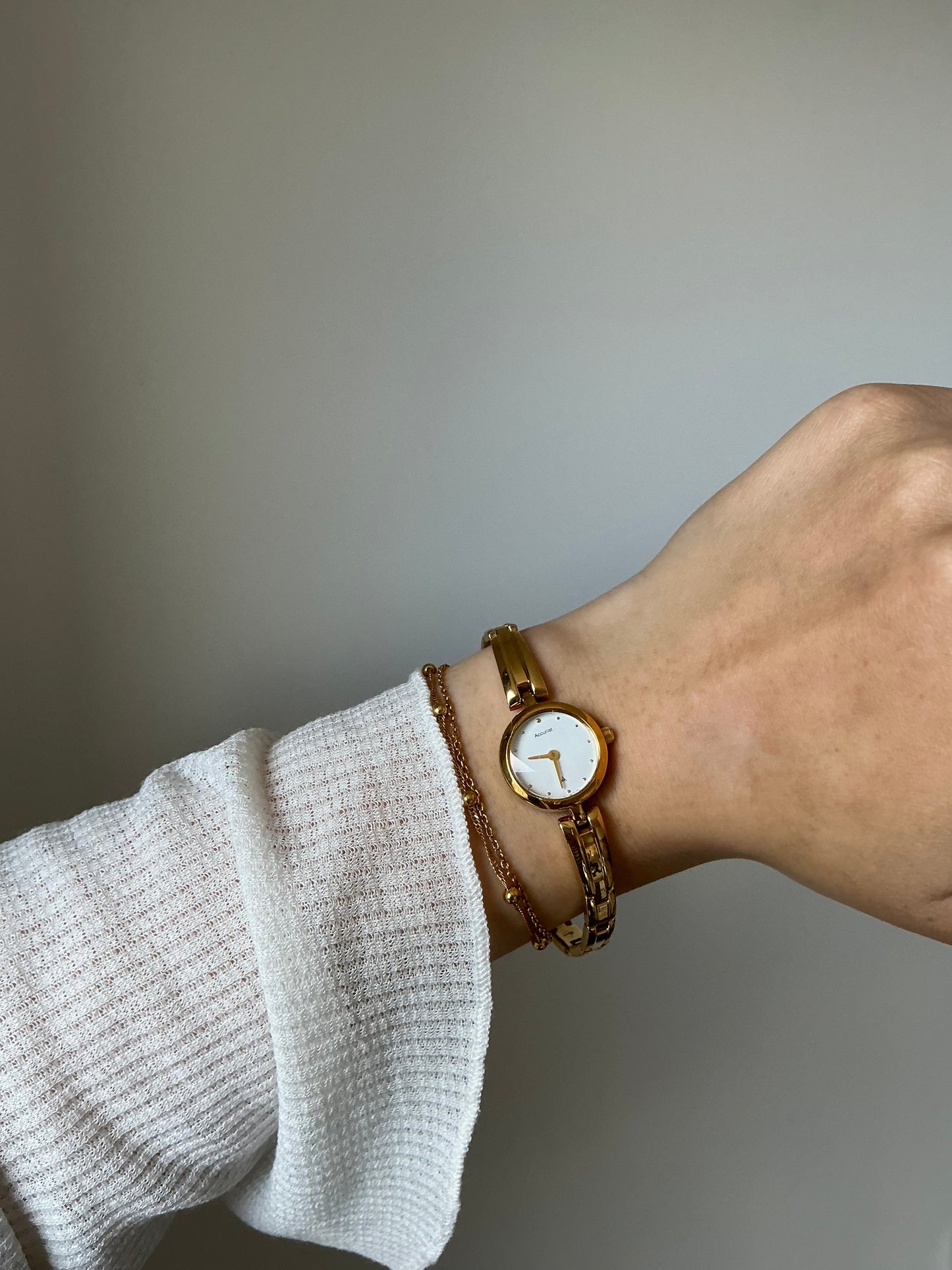 Accurist dainty vintage watch
