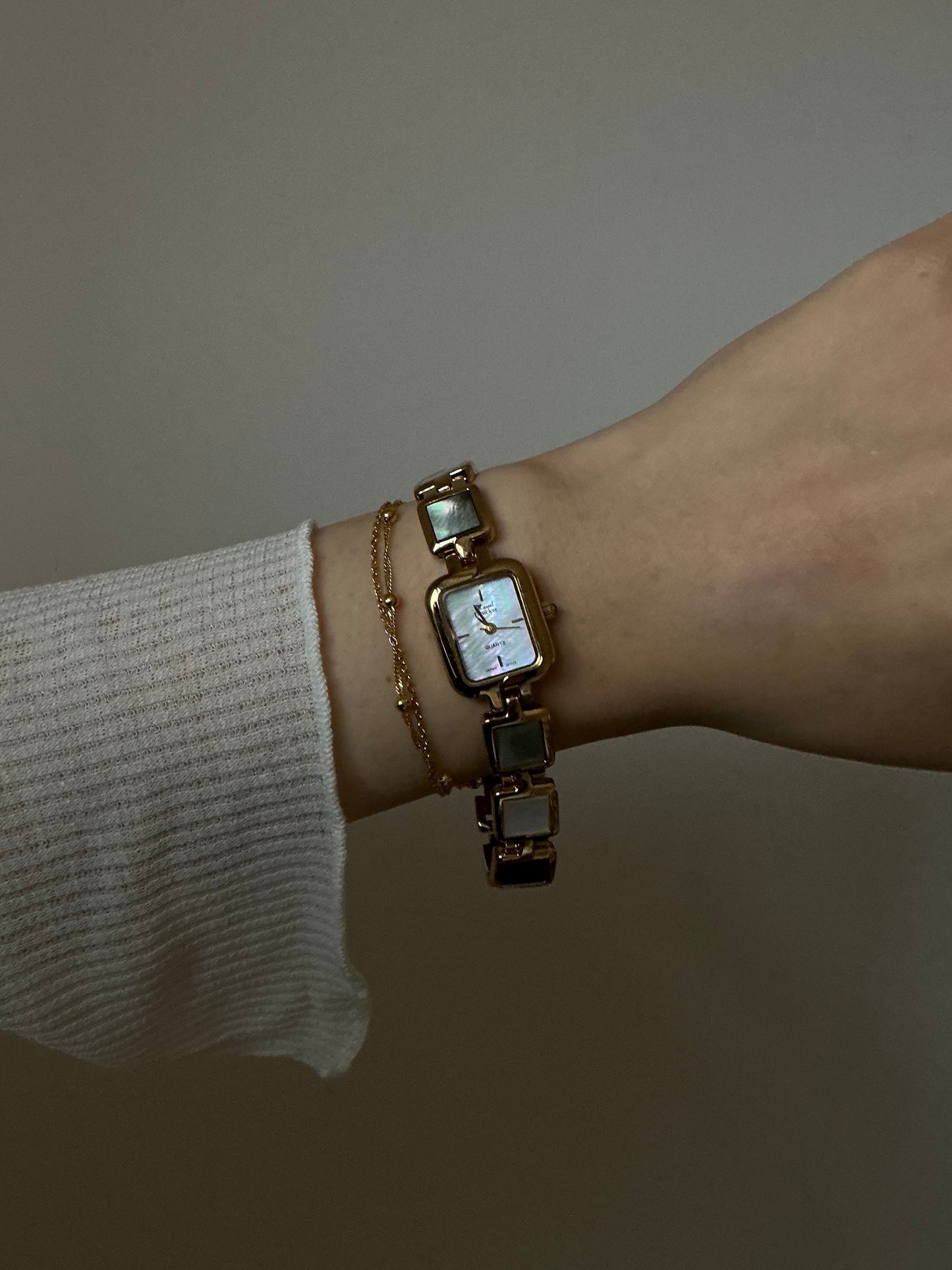 Marcel Drucker Mother of Pearl dial and abalone gemstones 18k gold plated vintage watch