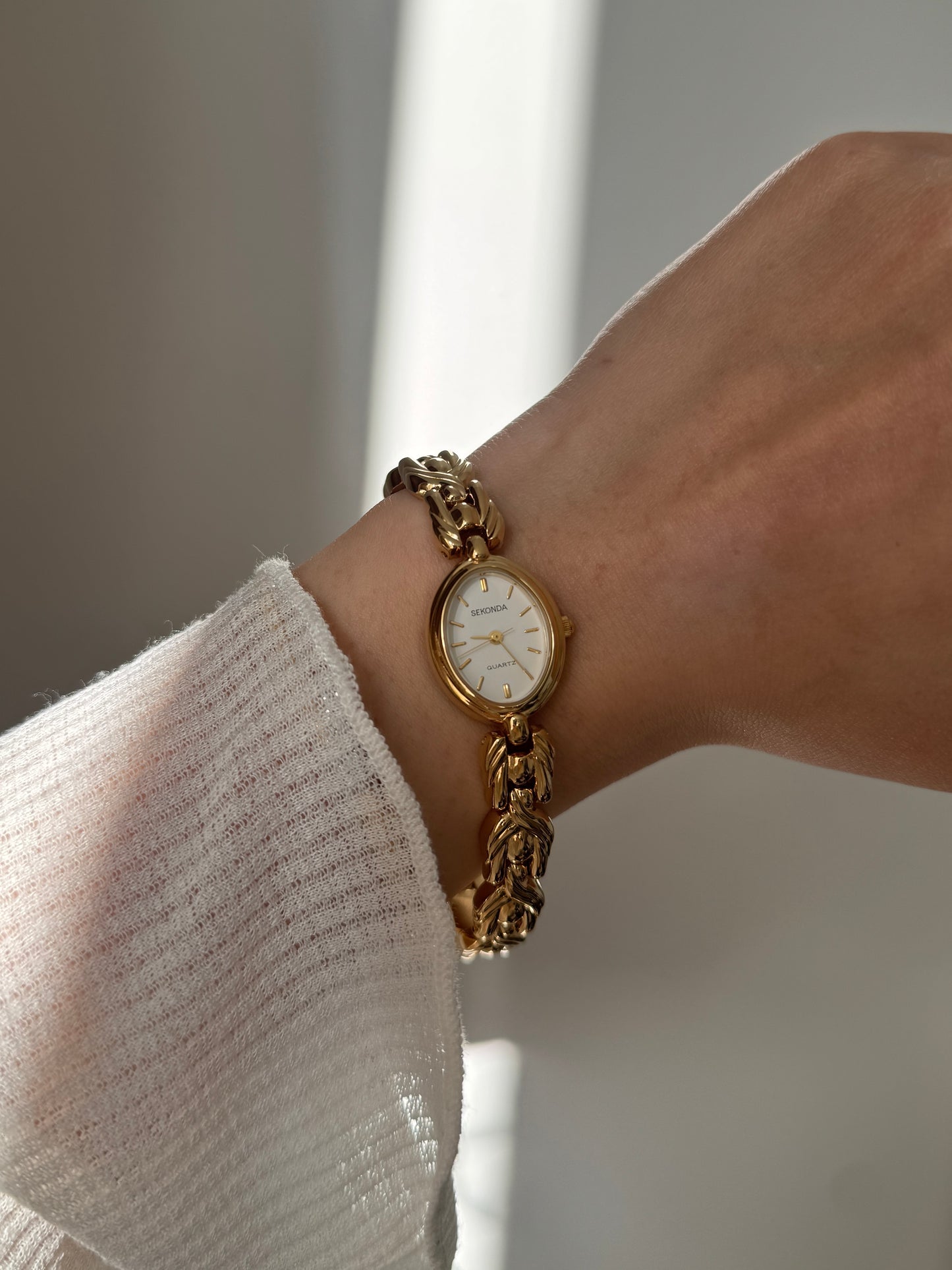 Sekonda 18k gold plated intricate bracelet vintage watch